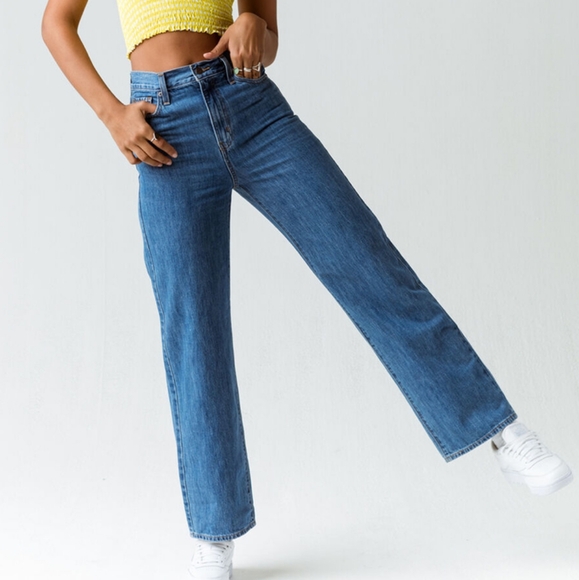 Levi's Denim - Levi's High Waisted Straight Jeans